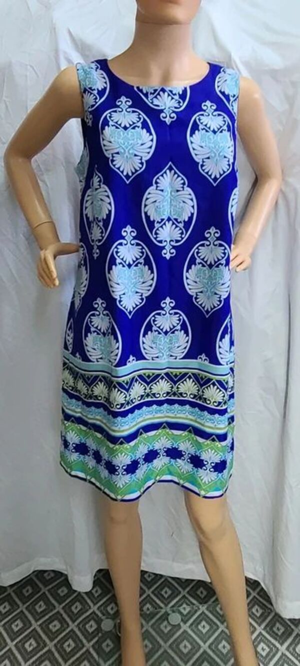 Madison Leigh Size 10 Blue Green Floral Scroll Sleeveless Shift Dress